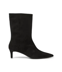 Pointed Toe Suede Booties