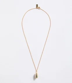 Shell Pendant Necklace