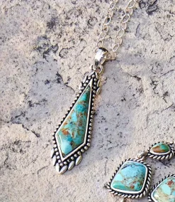 Turquoise Pendant Necklace